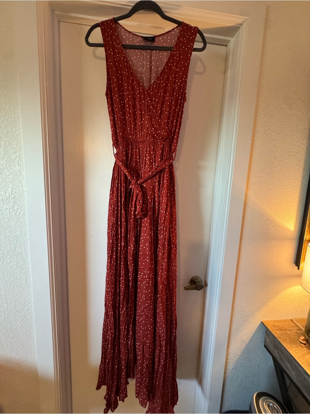 VICI Polka Dot V-Neckline Cinch Waist Belted Sleeveless Maxi Dress Size Medium